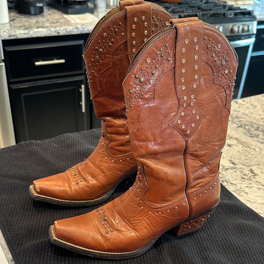 Ariat Tan Leather Cowboy Boots